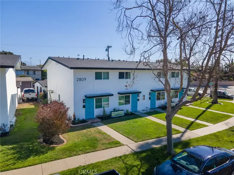 2809 S Baker Street, Santa Ana, CA 92707