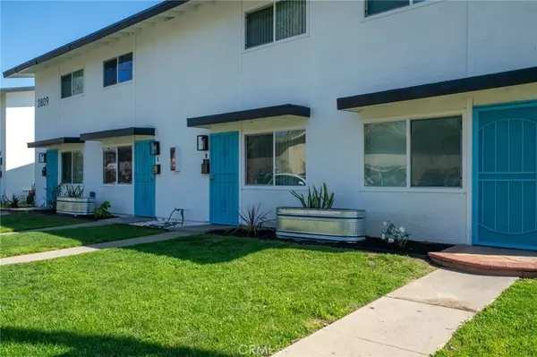 Santa Ana, CA 92707,2809 S Baker Street