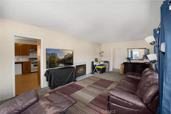 Whittier, CA 90605,14026 Light Street