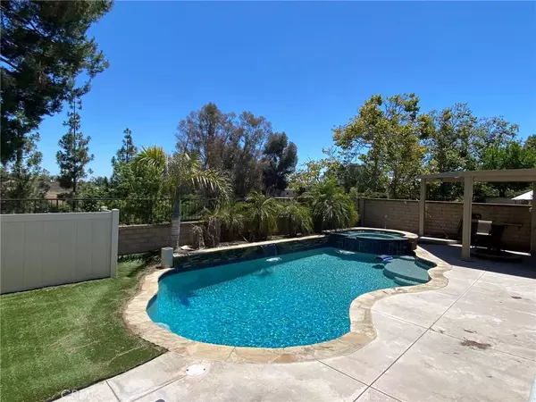 Lake Forest, CA 92630,26072 Donegal Lane