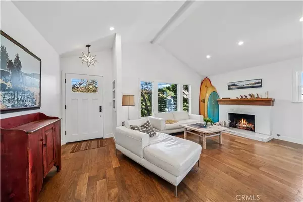Costa Mesa, CA 92627,229 Del Mar Avenue