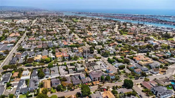 Newport Beach, CA 92663,511 Santa Ana Avenue