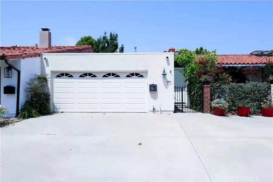 2607 Vista Ornada, Newport Beach, CA 92660