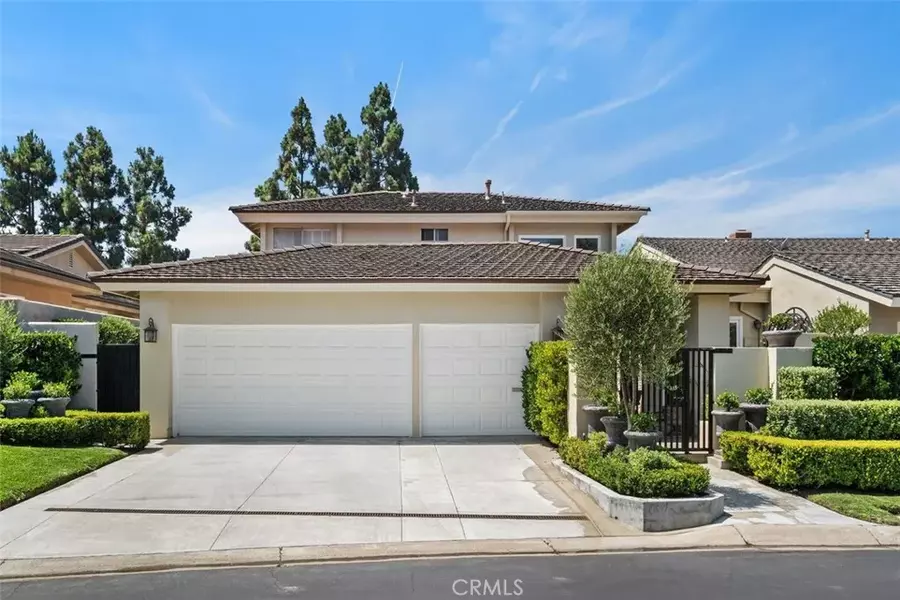 5 Rue Marseille, Newport Beach, CA 92660