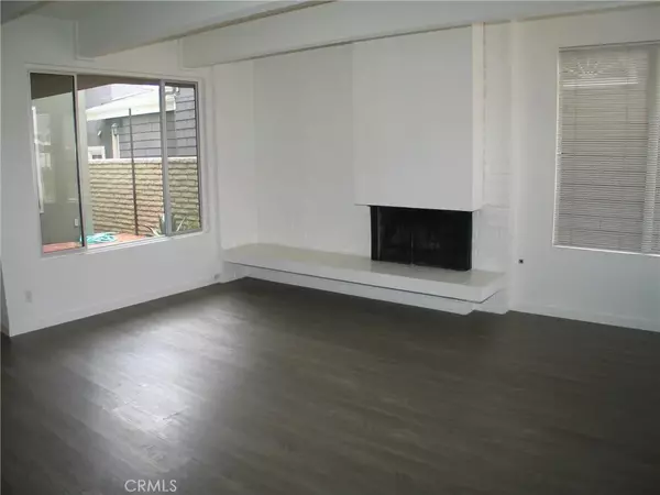 Newport Beach, CA 92662,112 Pearl Avenue