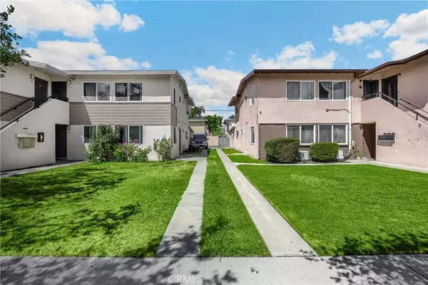 Santa Ana, CA 92707,2522 S Rosewood Avenue