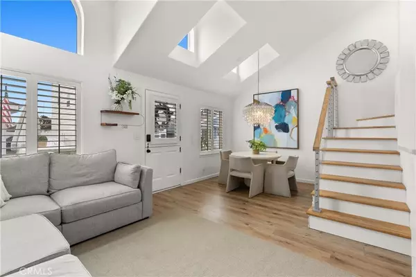 Newport Beach, CA 92663,11 Bolivar