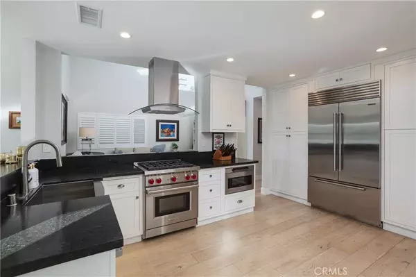 Corona Del Mar, CA 92625,410 Poinsettia Avenue