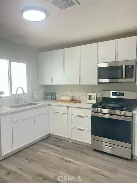 Riverside, CA 92320,4000 Pierce #282
