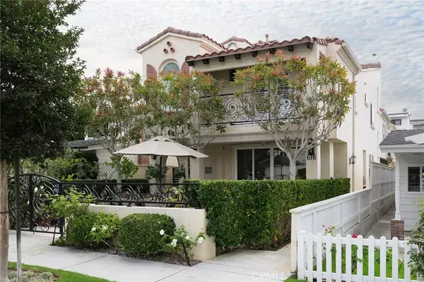 618 Iris Avenue #B, Corona Del Mar, CA 92625