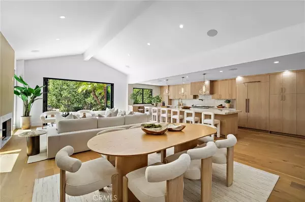 Newport Beach, CA 92660,25 Rue Grand Vallee