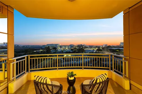 Irvine, CA 92612,8081 Scholarship