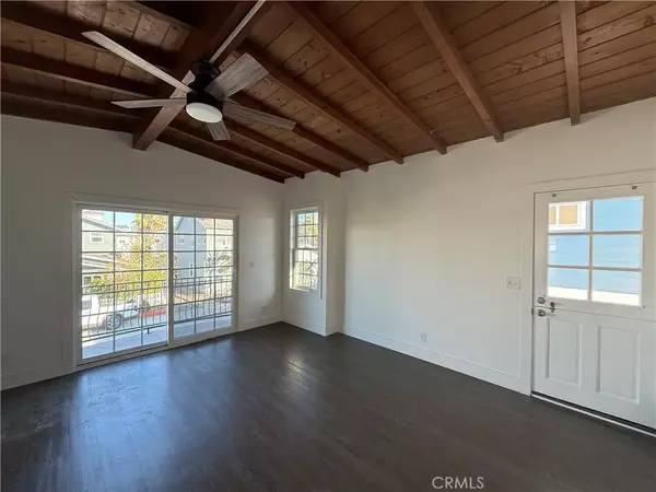 Newport Beach, CA 92661,307 Anade Avenue