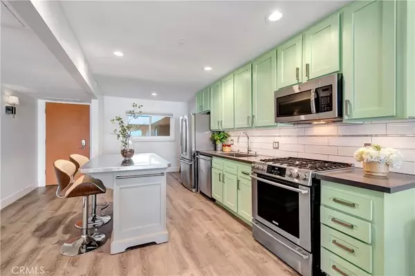 Long Beach, CA 90802,1 3rd Place #302