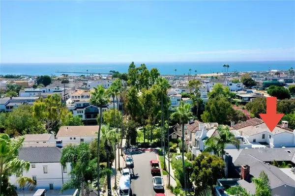 Corona Del Mar, CA 92625,407 Goldenrod