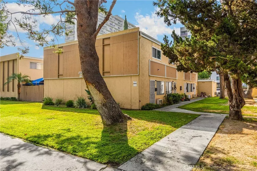 Orange, CA 92868,4002 W El Rancho Ave