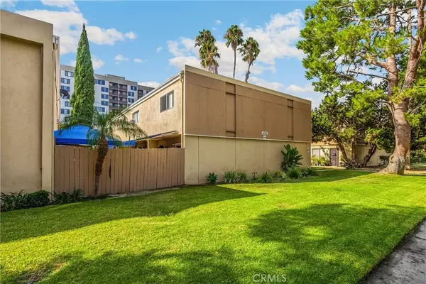 Orange, CA 92868,4002 W El Rancho Ave