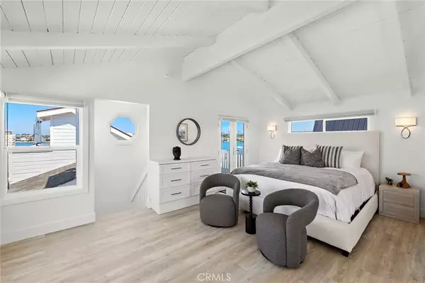 Newport Beach, CA 92661,207 E Edgewater Avenue #Rear