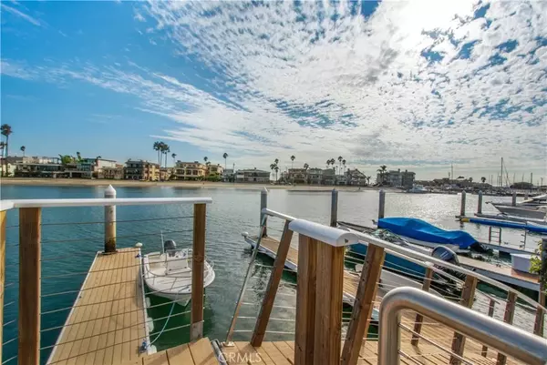 5585 E Corso Di Napoli, Long Beach, CA 90803