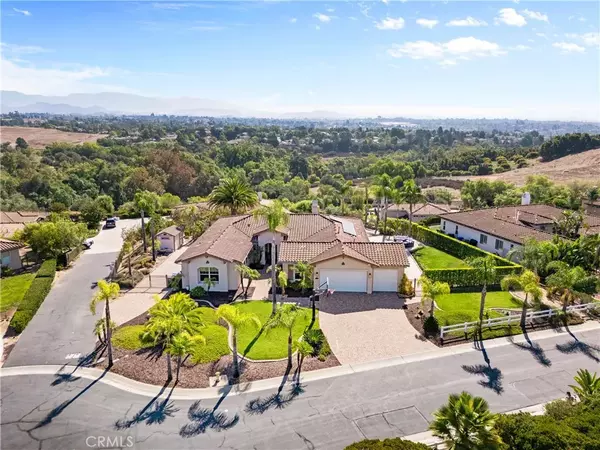 Fallbrook, CA 92028,169 Mission Oaks