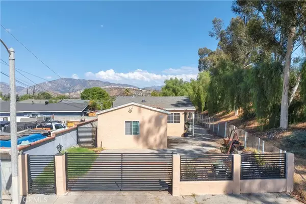11602 Fellows Avenue, Pacoima, CA 91331