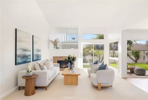 Corona Del Mar, CA 92625,10 Shoal Drive
