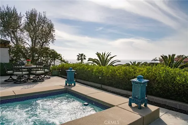 6 Surfspray Bluff, Newport Coast, CA 92657
