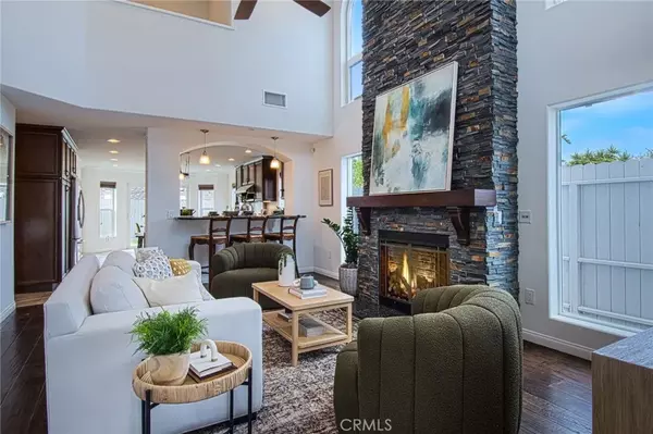 Newport Beach, CA 92660,2262 Orchard