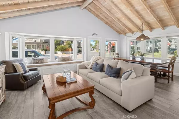 Newport Beach, CA 92662,126 Collins