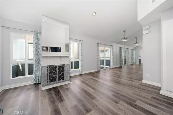 Newport Beach, CA 92663,24 Seaside