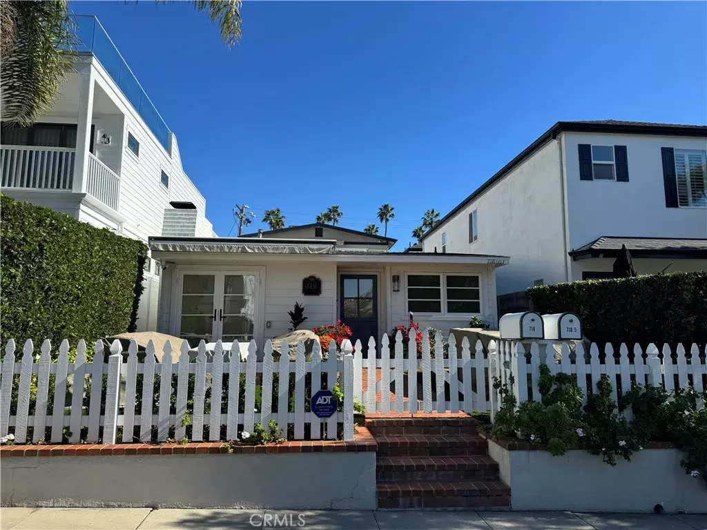 Corona Del Mar, CA 92625,718 Fernleaf