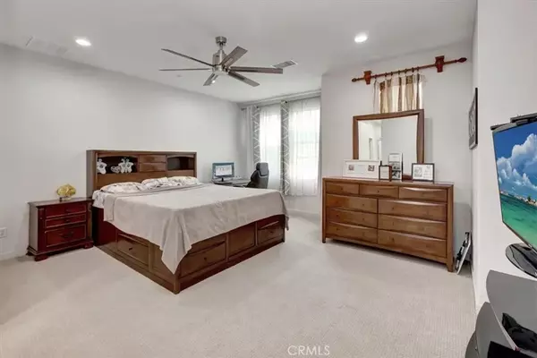 Lake Forest, CA 92630,12 Savannah