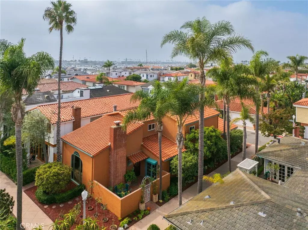 Newport Beach, CA 92663,124 Via Quito