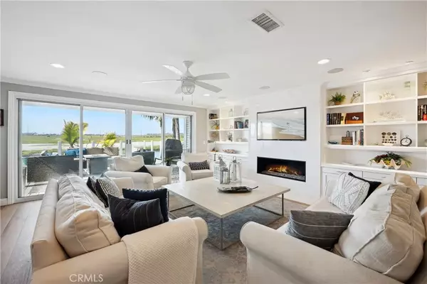 Newport Beach, CA 92663,231 Canal