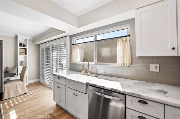 Newport Beach, CA 92660,2209 Vista Huerta