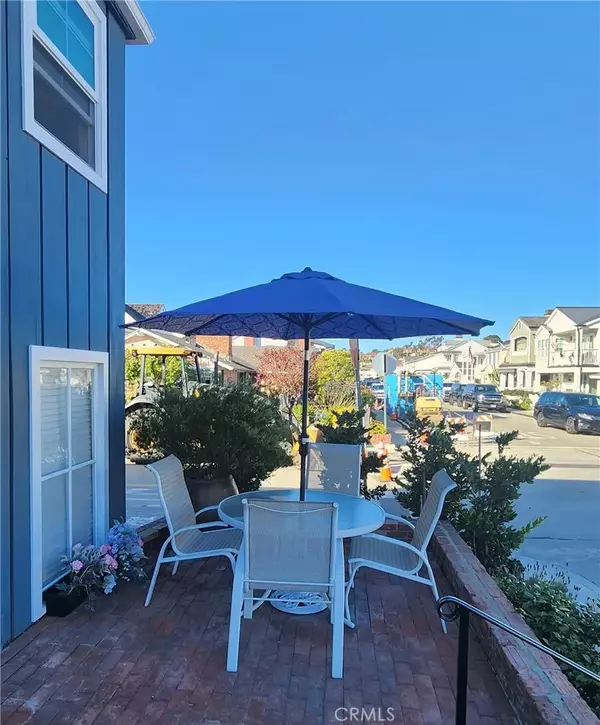 Newport Beach, CA 92662,227 Coral Avenue