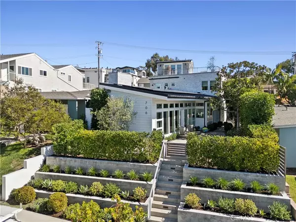 706 Poinsettia, Corona Del Mar, CA 92625