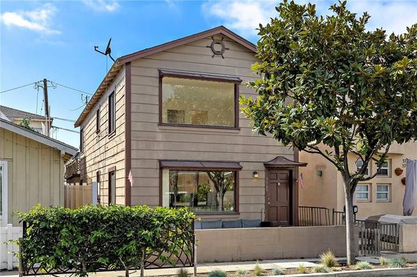 3709 W Balboa, Newport Beach, CA 92663