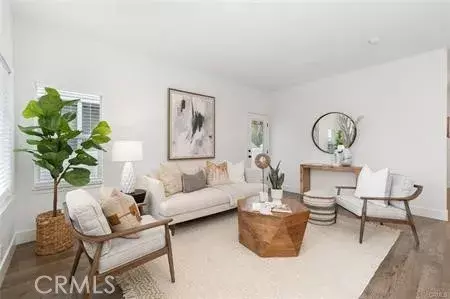 Newport Beach, CA 92660,259 Mayflower