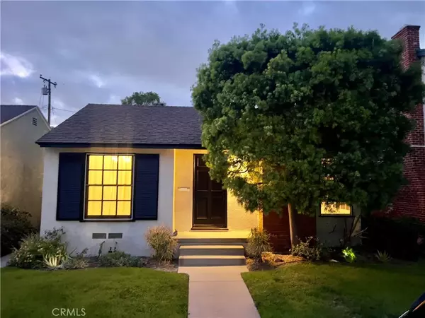 221 Saint Joseph, Long Beach, CA 90803