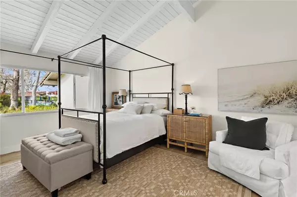 Newport Beach, CA 92660,2025 Vista Cajon