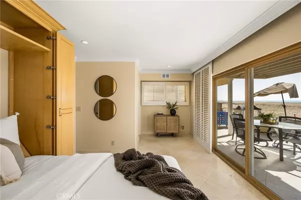 Surfside, CA 90743,78 Surfside