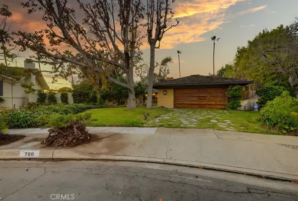 Newport Beach, CA 92660,700 Aleppo Street