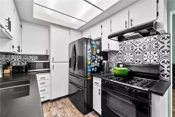 Cerritos, CA 90703,16822 Sierra Vista