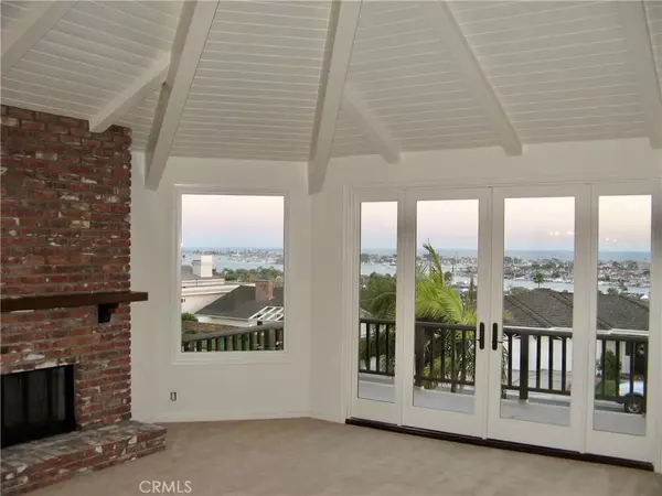 Newport Beach, CA 92663,900 Kings Road