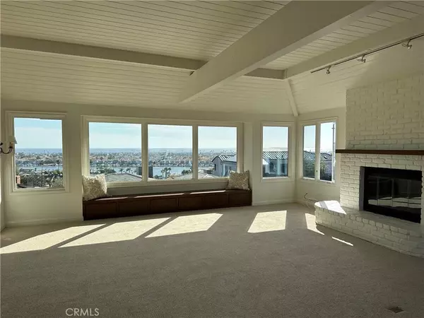 Newport Beach, CA 92663,900 Kings Road