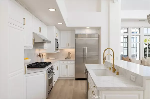 Corona Del Mar, CA 92625,2545 Bungalow Place #12