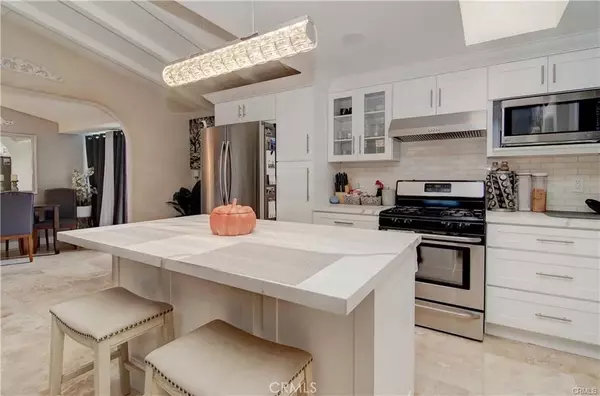 Anaheim, CA 92801,2012 W Dogwood