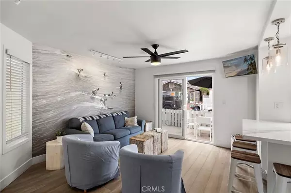 Newport Beach, CA 92663,207 40th Street