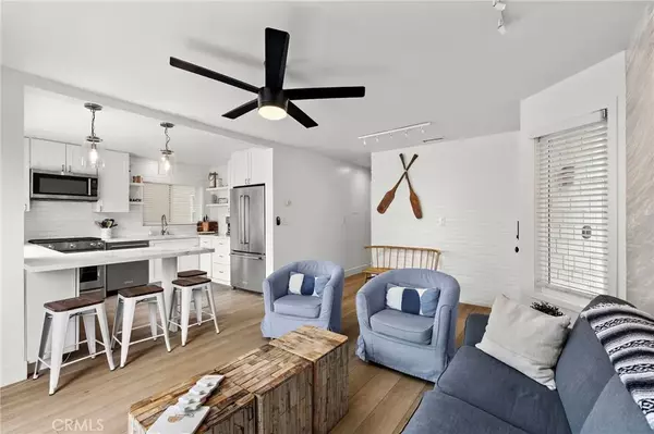 Newport Beach, CA 92663,207 40th Street